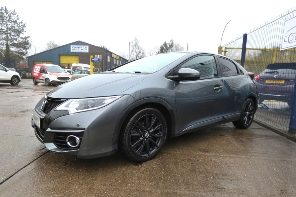 Used Honda Civic 2016 for sale - 77122160: Photo 3