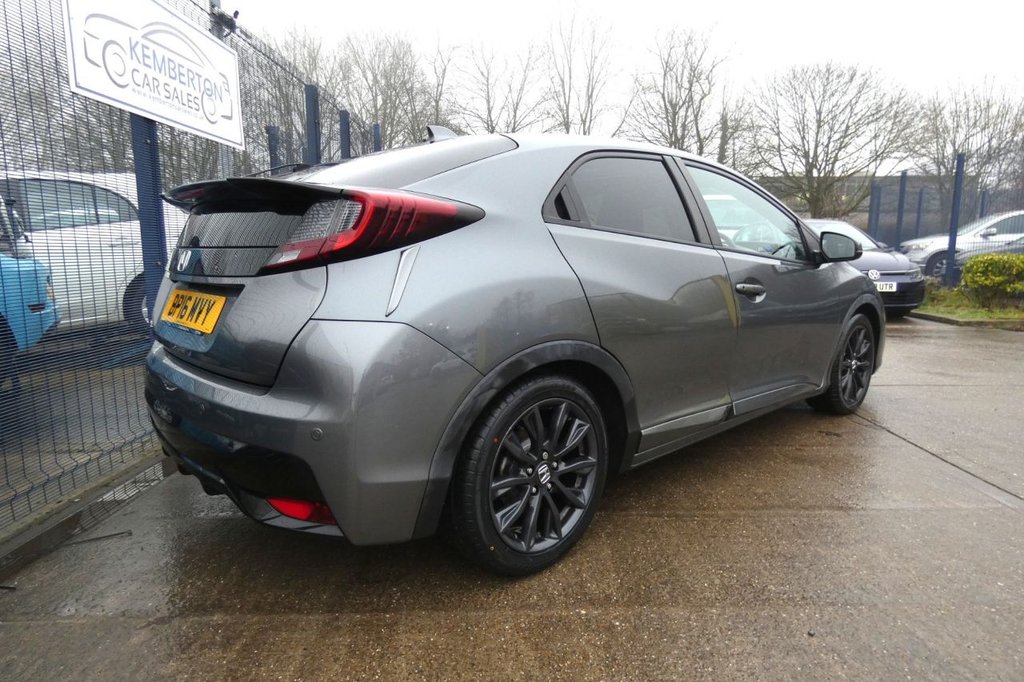 Used Honda Civic 2016 for sale - 77122160: Photo 5