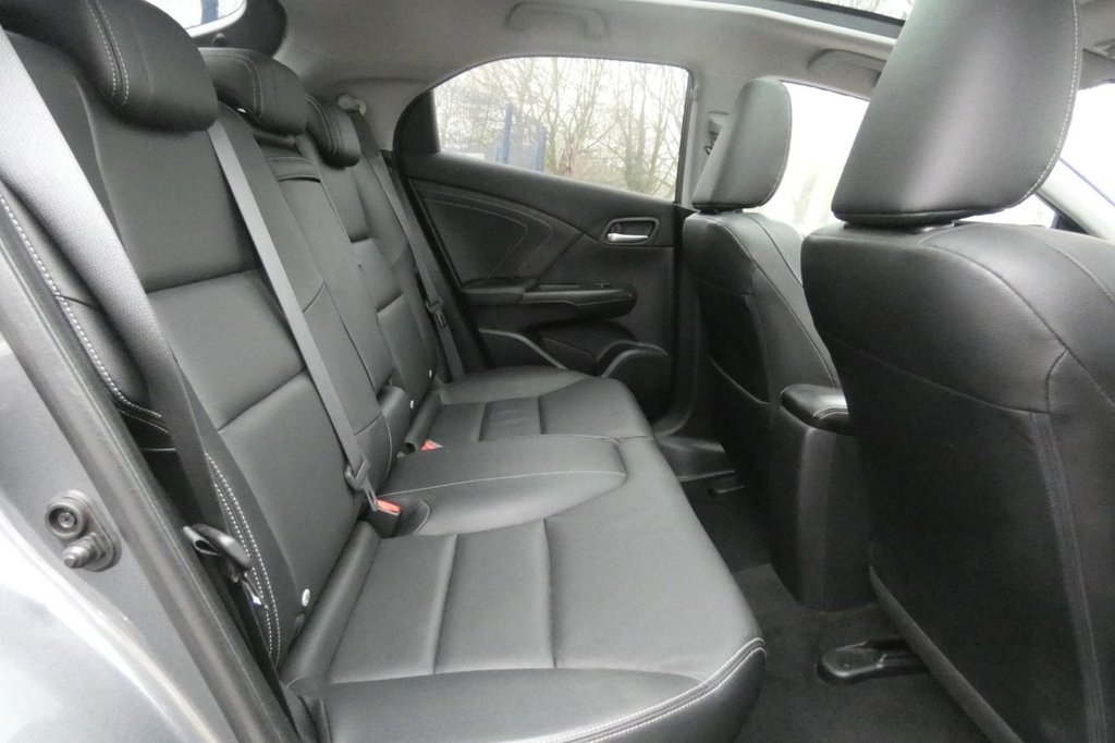 Used Honda Civic 2016 for sale - 77122160: Photo 9