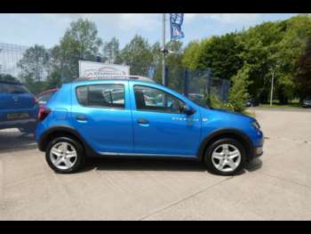 Used Dacia Sandero Stepway 2015 for sale - 74746841: Photo