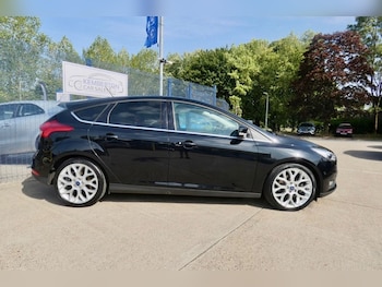 Used Ford Focus 2017 for sale - 75559889: Photo