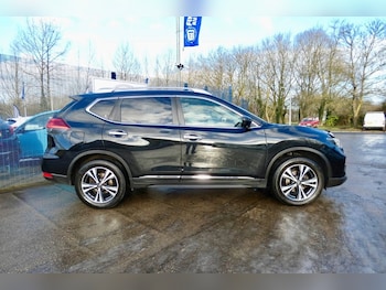 Used Nissan X-Trail 2018 for sale - 77101040: Photo