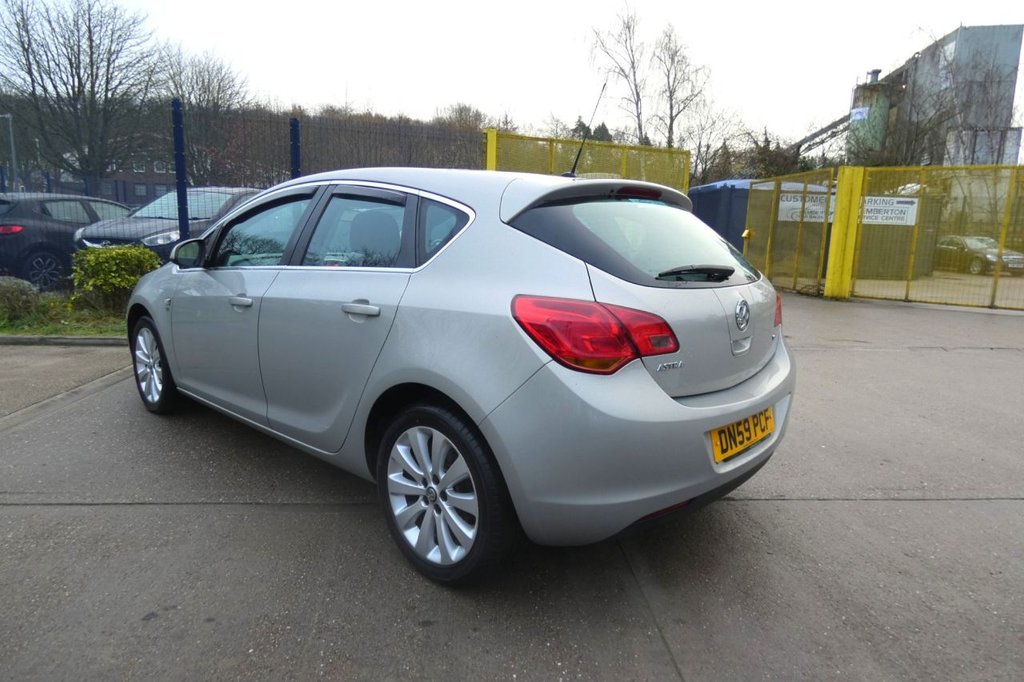 Used Vauxhall Astra 2010 for sale - 77355950: Photo 6