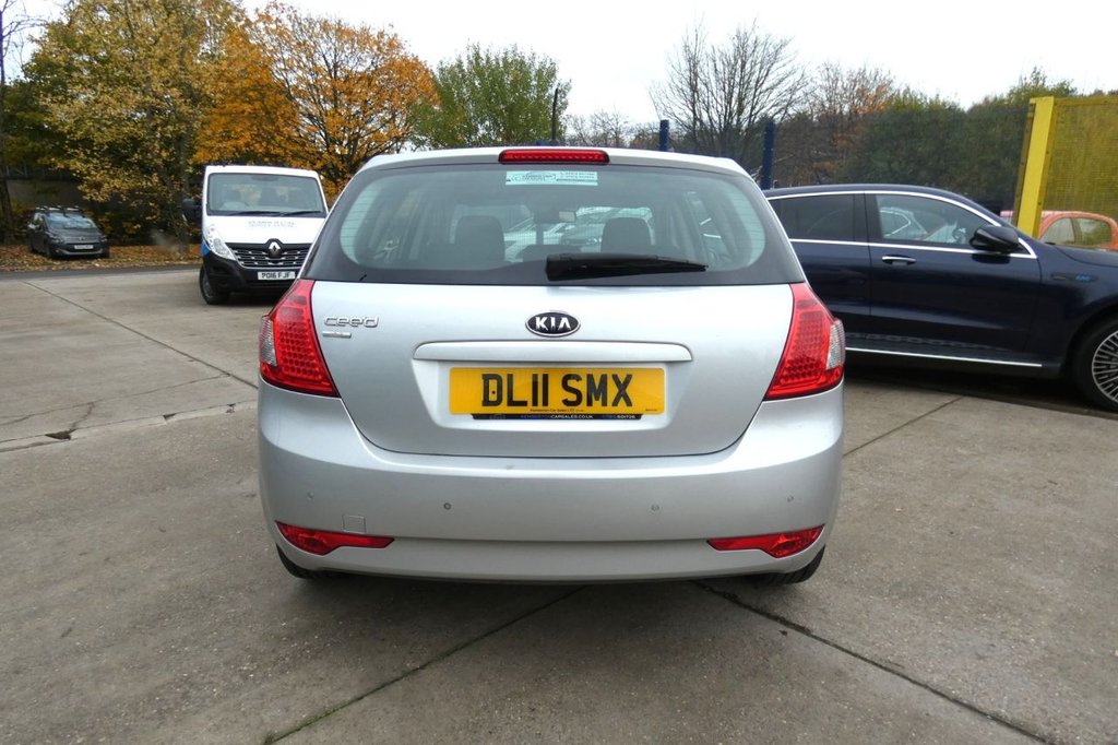 Used Kia Ceed 2011 for sale - 76582355: Photo 7
