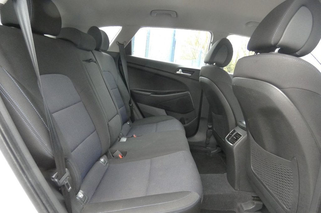 Used Hyundai TUCSON 2017 for sale - 76698439: Photo 9