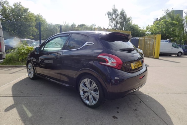 Used Peugeot 208 2013 for sale - 74581046: Photo 5