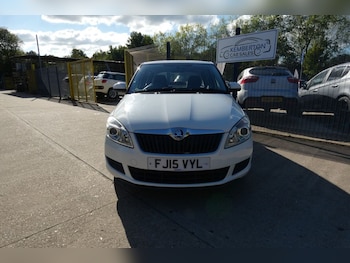 Used Skoda Fabia 2015 for sale - 76118904: Photo 2