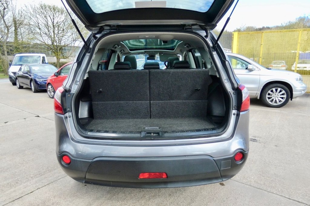 Used Nissan Qashqai+2 2013 for sale - 78110694: Photo 8