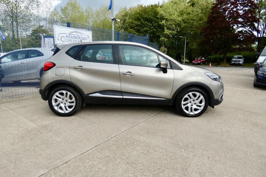 Used Renault Captur 2014 for sale - 75832883: Photo 4