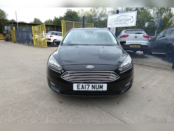 Used Ford Focus 2017 for sale - 76163046: Photo 2