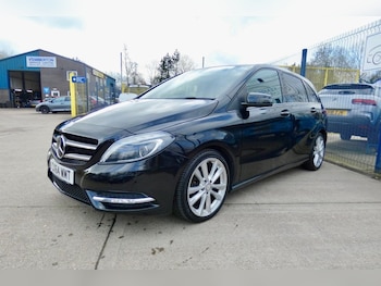 Used Mercedes-Benz B Class 2015 for sale - 77655037: Photo