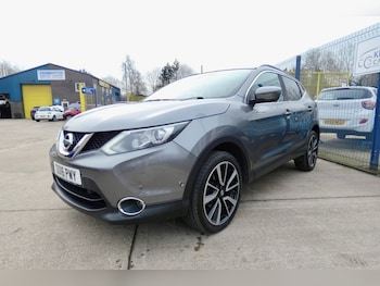 Used Nissan Qashqai 2016 for sale - 77534859: Photo