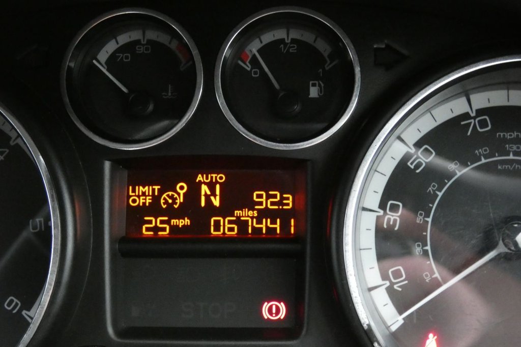 Used Peugeot 308 2013 for sale - 77199868: Photo 12