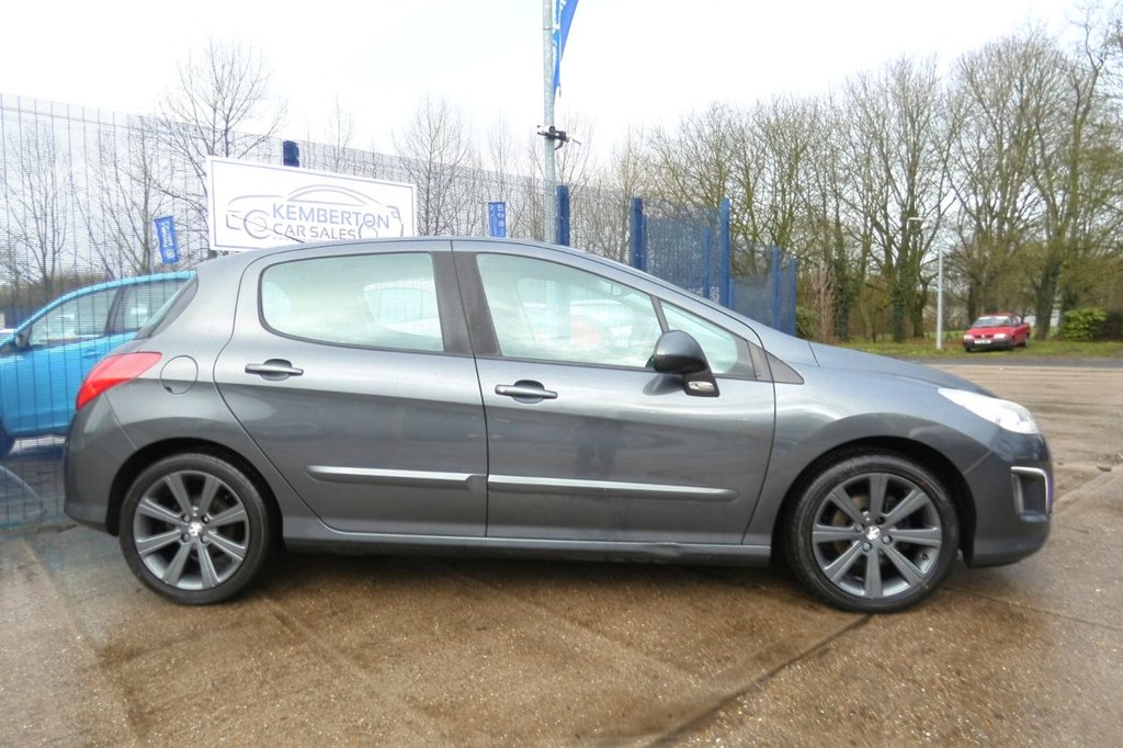 Used Peugeot 308 2013 for sale - 77199868: Photo 4