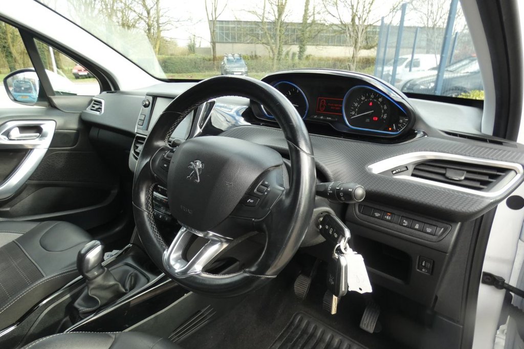 Used Peugeot 2008 2017 for sale - 77821258: Photo 11