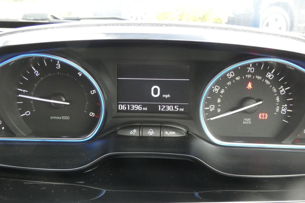 Used Peugeot 2008 2017 for sale - 77821258: Photo 12