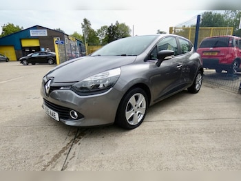 Used Renault Clio 2015 for sale - 79346128: Photo
