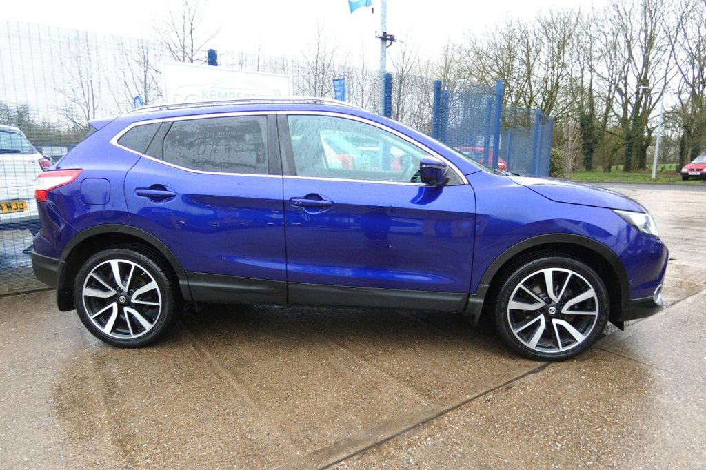 Used Nissan Qashqai 2016 for sale - 77534253: Photo 4