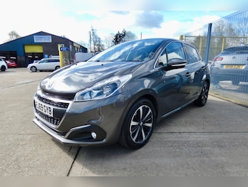 Used Peugeot 208 2019 for sale - 77967469: Photo