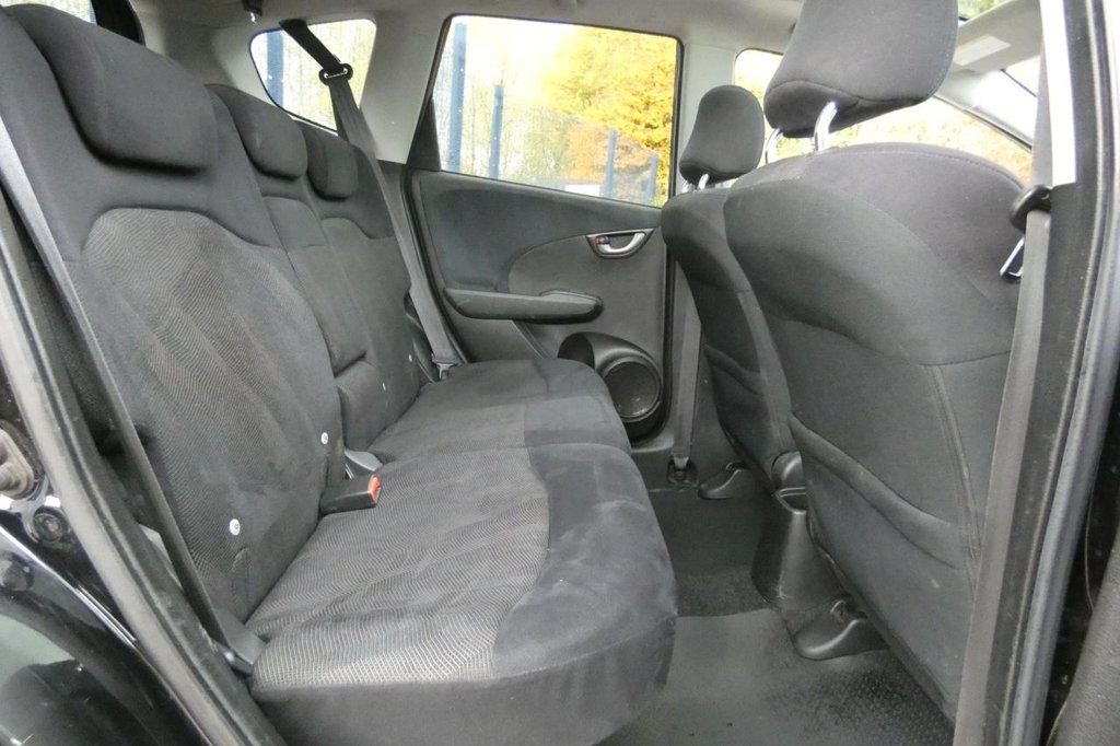 Used Honda Jazz 2010 for sale - 76291975: Photo 9