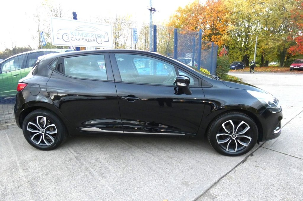 Used Renault Clio 2019 for sale - 76527214: Photo 4
