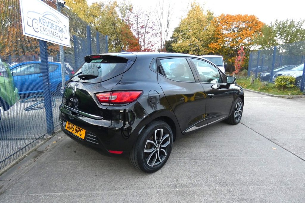 Used Renault Clio 2019 for sale - 76527214: Photo 5
