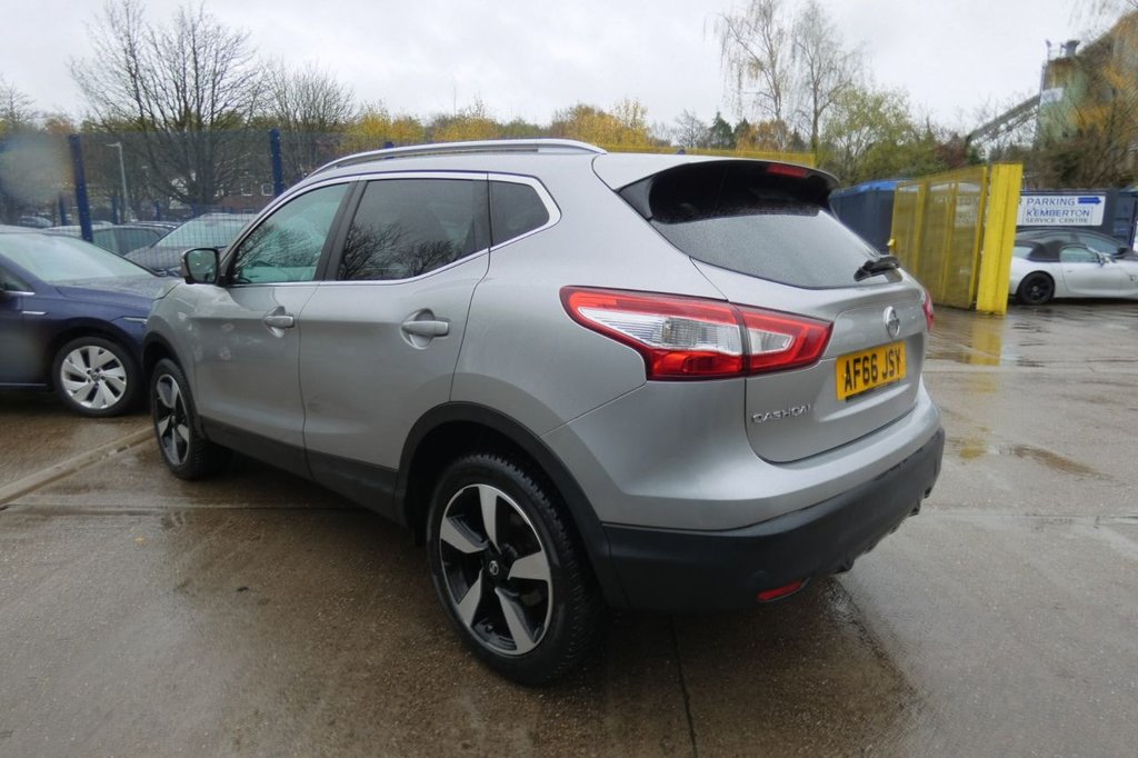 Used Nissan Qashqai 2016 for sale - 76724531: Photo 6