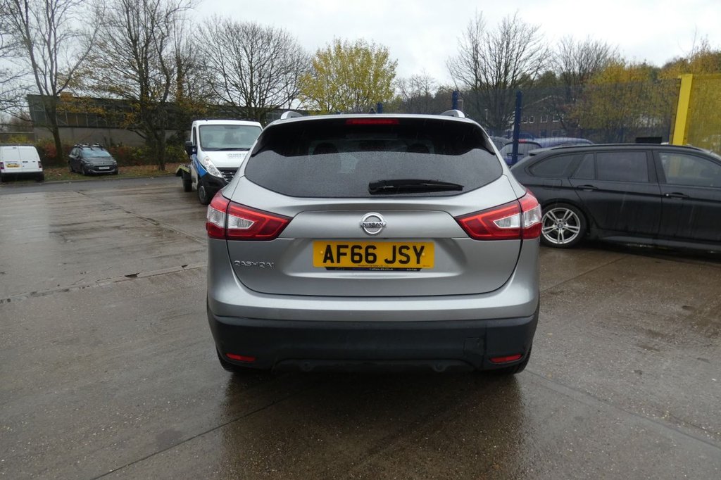 Used Nissan Qashqai 2016 for sale - 76724531: Photo 7