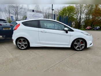 Used Ford Fiesta 2014 for sale - 78272440: Photo
