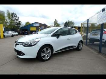 Used Renault Clio 2015 for sale - 74401263: Photo