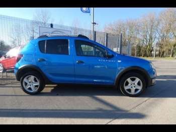 Used Dacia Sandero Stepway 2016 for sale - 74065604: Photo