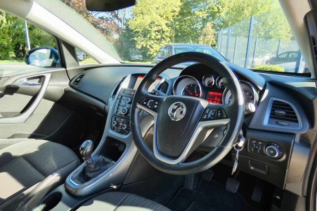 Used Vauxhall Astra 2014 for sale - 76023693: Photo 11