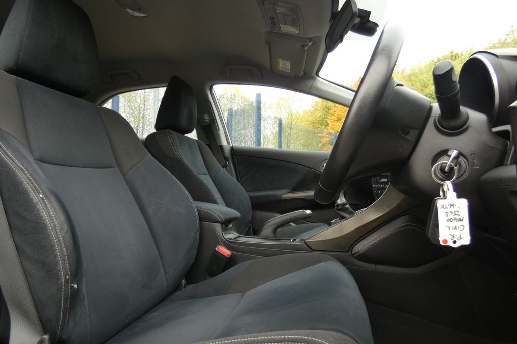 Used Honda Civic 2014 for sale - 76250090: Photo 10