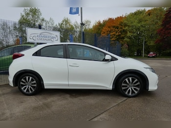 Used Honda Civic 2014 for sale - 76250090: Photo 4