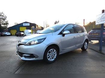 Used Renault Scenic 2016 for sale - 76910123: Photo