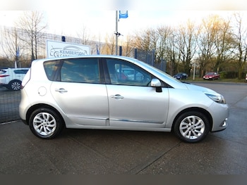 Used Renault Scenic 2016 for sale - 76910123: Photo