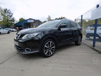 Used Nissan Qashqai 2015 for sale - 75727137: Photo