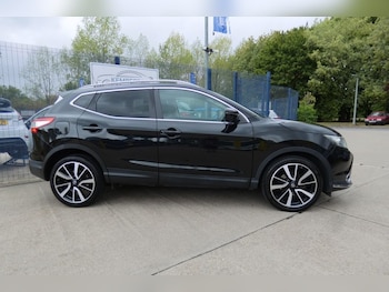Used Nissan Qashqai 2015 for sale - 75727137: Photo