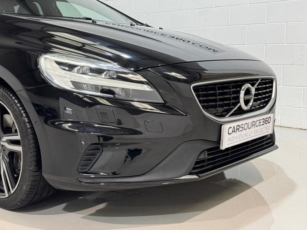Used Volvo V40 2019 for sale - 77507131: Photo 13