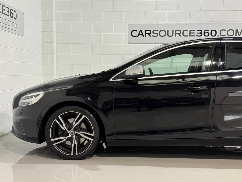 Used Volvo V40 2019 for sale - 77507131: Photo 37