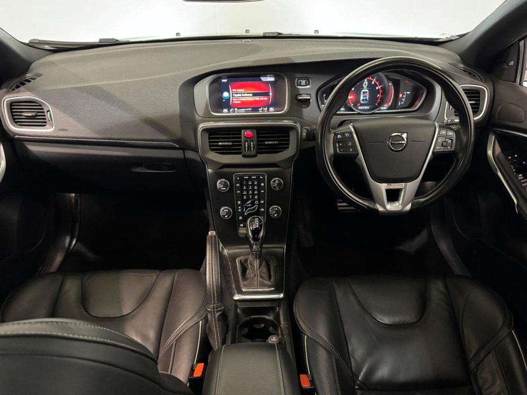 Used Volvo V40 2019 for sale - 77507131: Photo 40