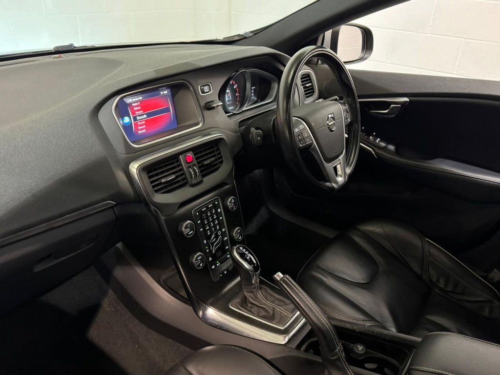 Used Volvo V40 2019 for sale - 77507131: Photo 45