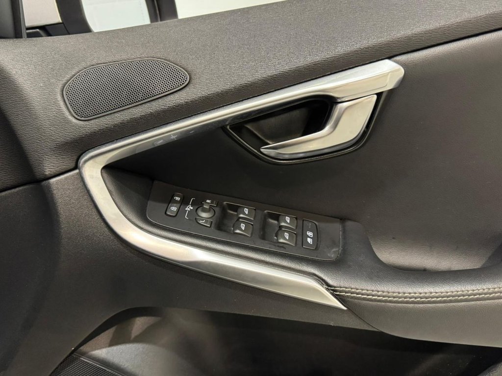 Used Volvo V40 2019 for sale - 77507131: Photo 48