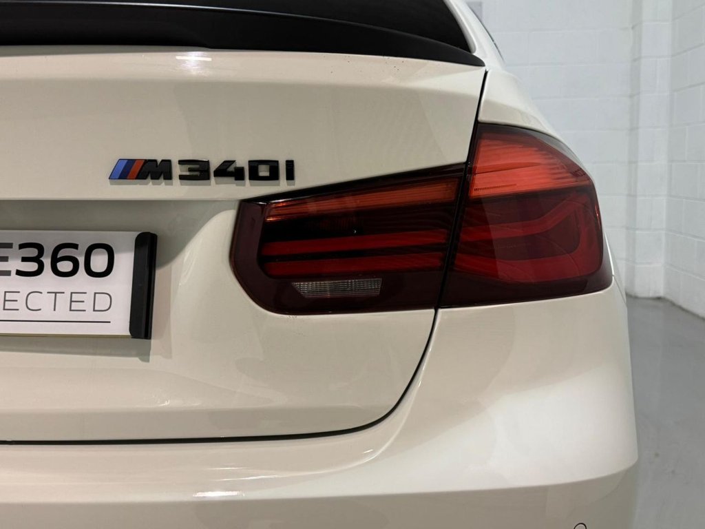 Used BMW 3 Series 2018 for sale - 76962223: Photo 32