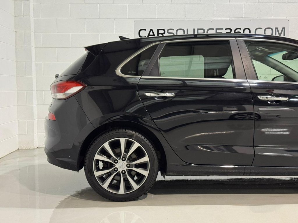 Used Hyundai i30 2019 for sale - 77608401: Photo 16