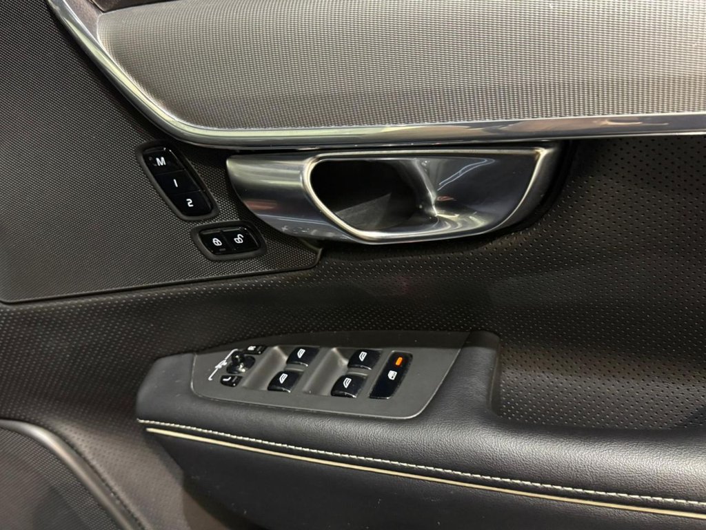 Used Volvo S90 2018 for sale - 77673554: Photo 40