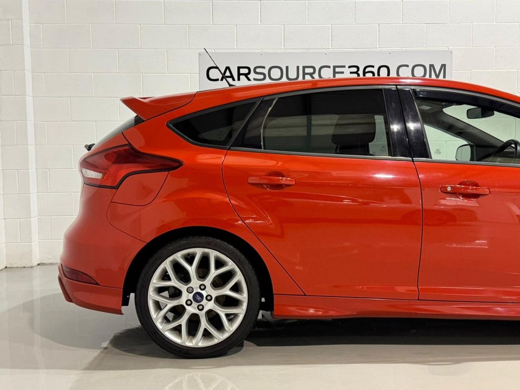 Used Ford Focus 2017 for sale - 77525949: Photo 16