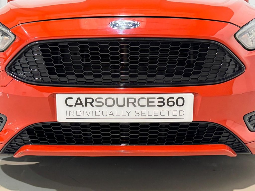 Used Ford Focus 2017 for sale - 77525949: Photo 8