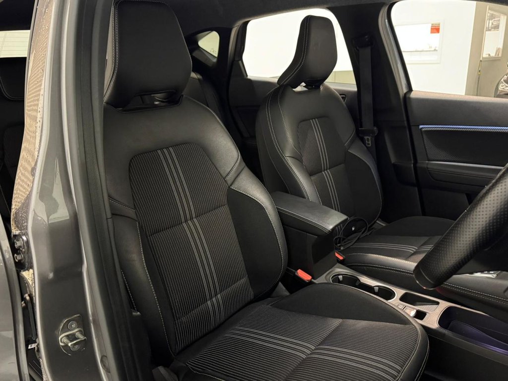 Used Renault Captur 2023 for sale - 77232048: Photo 45