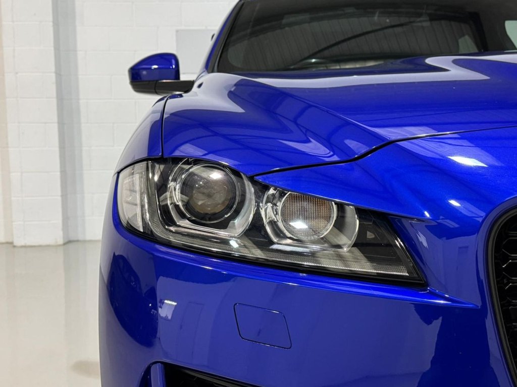 Used Jaguar F-Pace 2018 for sale - 77328332: Photo 11